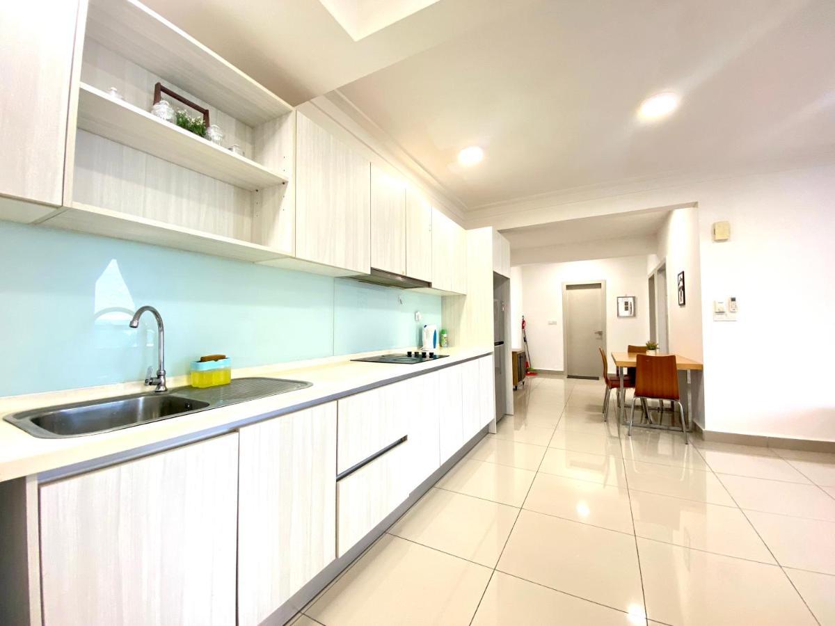 Solstice Cyberjaya By Easy Property Buitenkant foto